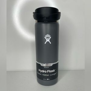Hydro Flask Wide Mouth Bottle with Flex Cap Gray Stone 20 Ounce New With Tags.